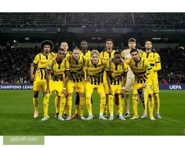 图片报曝汉堡先租后买引进多特十九岁中卫卡巴尔合同含回购条款